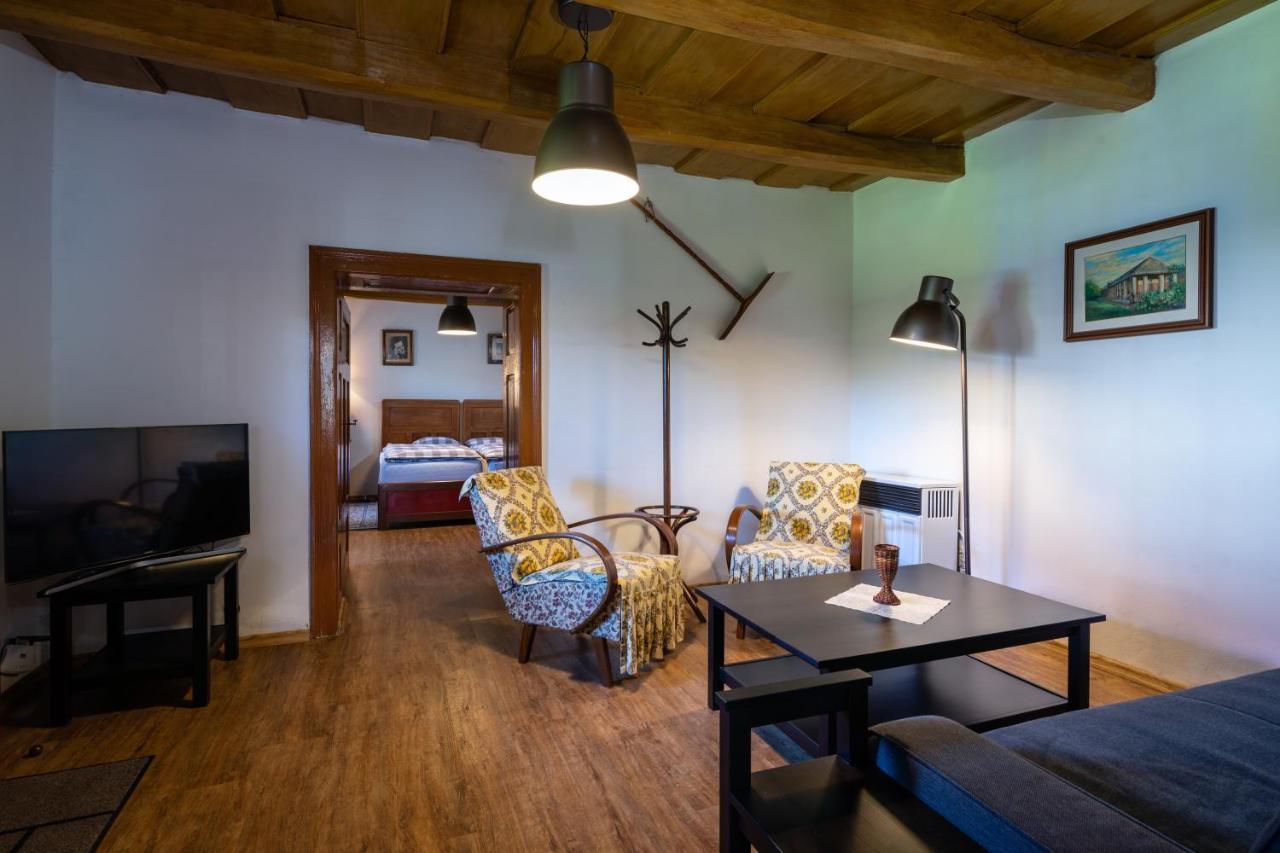 Apartamento Farmaobeckov Sk Exterior foto