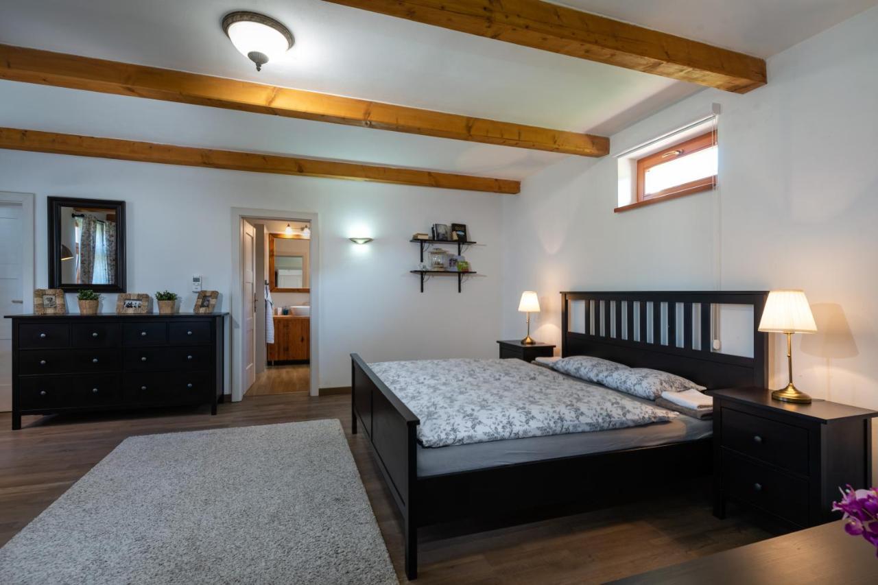 Apartamento Farmaobeckov Sk Exterior foto
